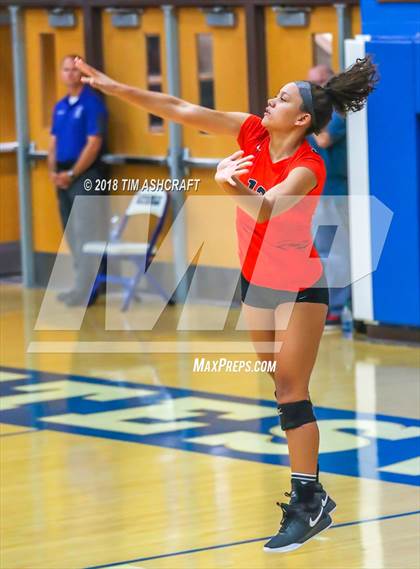 Thumbnail 1 in Franklin County vs Lawrenceburg photogallery.