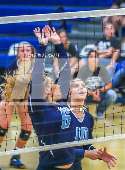Thumbnail 1 in Franklin County vs Lawrenceburg photogallery.