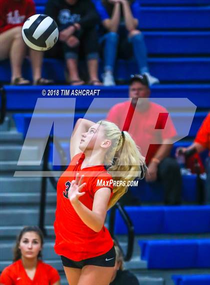 Thumbnail 3 in Franklin County vs Lawrenceburg photogallery.