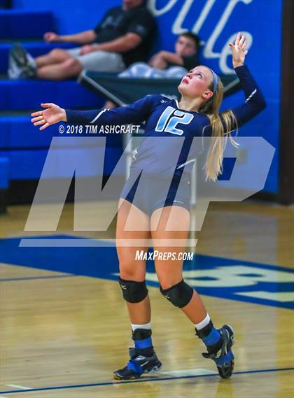 Thumbnail 2 in Franklin County vs Lawrenceburg photogallery.