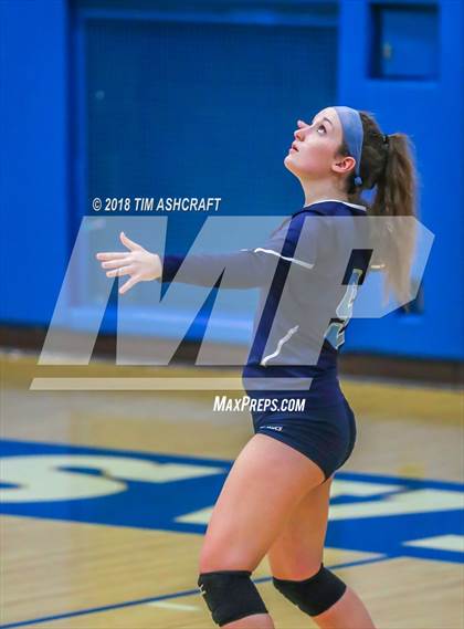 Thumbnail 3 in Franklin County vs Lawrenceburg photogallery.