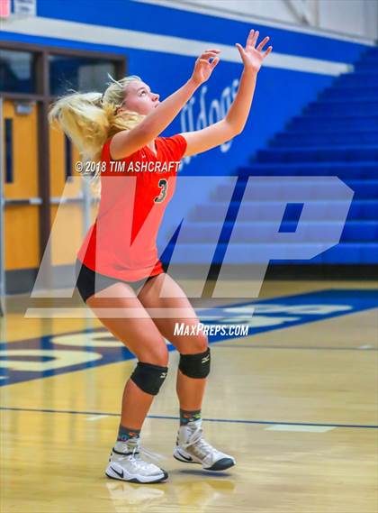 Thumbnail 2 in Franklin County vs Lawrenceburg photogallery.