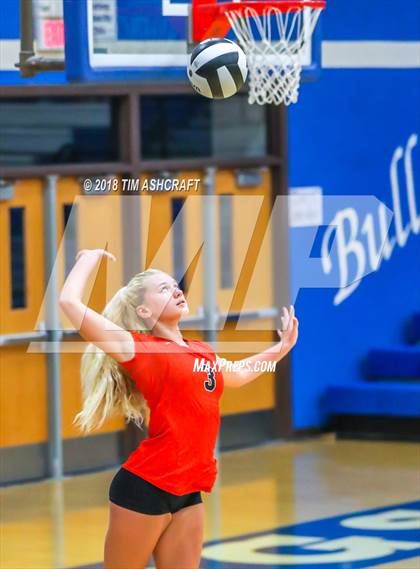 Thumbnail 1 in Franklin County vs Lawrenceburg photogallery.