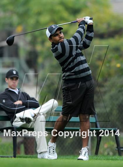 Thumbnail 2 in West Covina Bulldog Invitational photogallery.