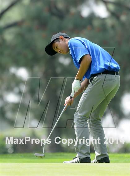 Thumbnail 1 in West Covina Bulldog Invitational photogallery.