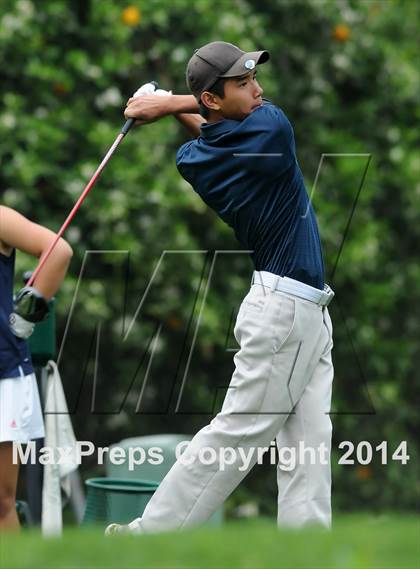 Thumbnail 2 in West Covina Bulldog Invitational photogallery.