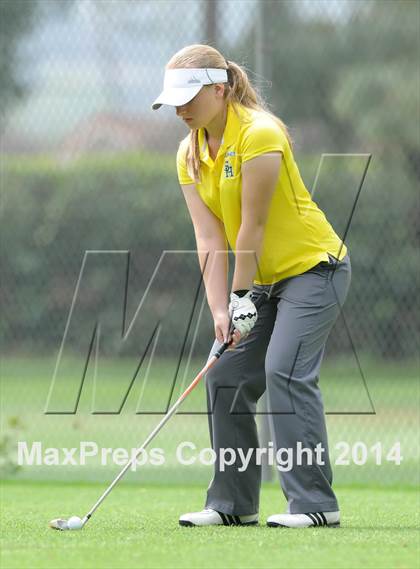 Thumbnail 2 in West Covina Bulldog Invitational photogallery.