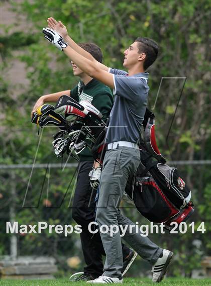 Thumbnail 2 in West Covina Bulldog Invitational photogallery.