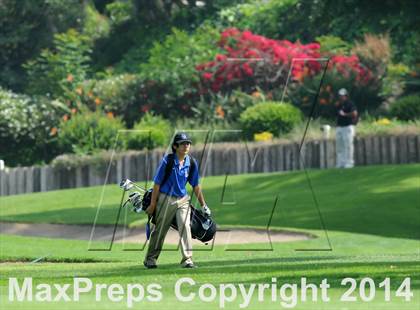 Thumbnail 2 in West Covina Bulldog Invitational photogallery.