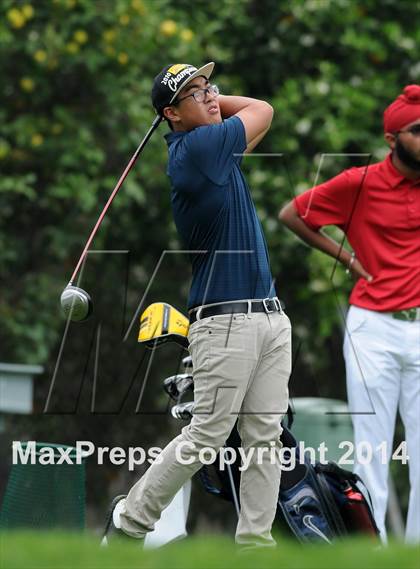 Thumbnail 1 in West Covina Bulldog Invitational photogallery.