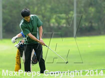 Thumbnail 1 in West Covina Bulldog Invitational photogallery.