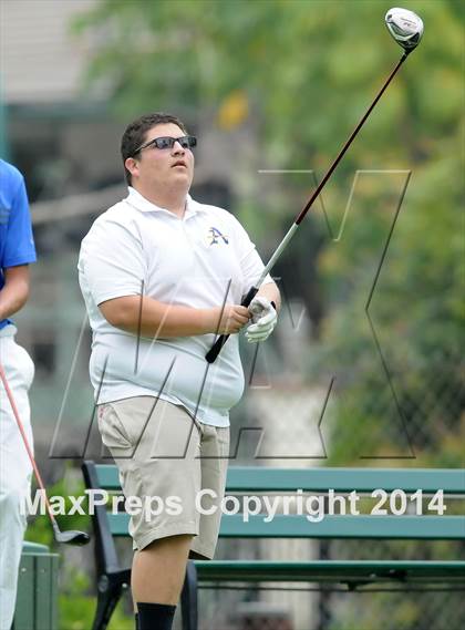 Thumbnail 2 in West Covina Bulldog Invitational photogallery.