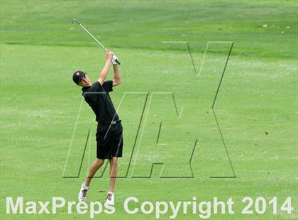 Thumbnail 1 in West Covina Bulldog Invitational photogallery.