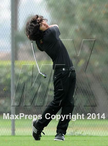 Thumbnail 2 in West Covina Bulldog Invitational photogallery.