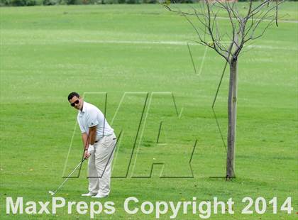 Thumbnail 2 in West Covina Bulldog Invitational photogallery.