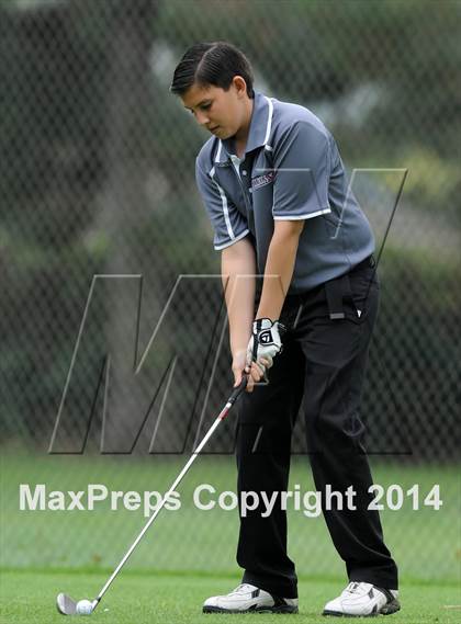 Thumbnail 3 in West Covina Bulldog Invitational photogallery.