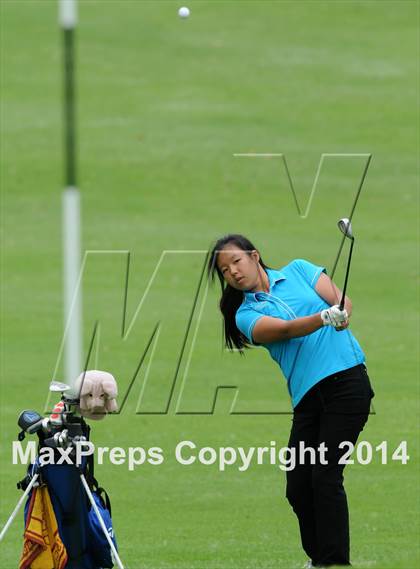 Thumbnail 2 in West Covina Bulldog Invitational photogallery.