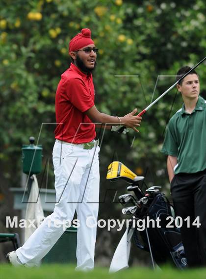 Thumbnail 1 in West Covina Bulldog Invitational photogallery.