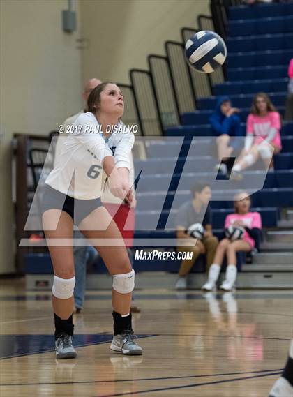 Thumbnail 1 in D'Evelyn @ Valor Christian photogallery.
