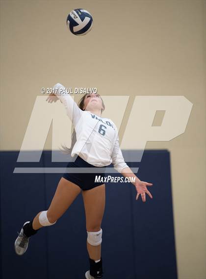 Thumbnail 2 in D'Evelyn @ Valor Christian photogallery.