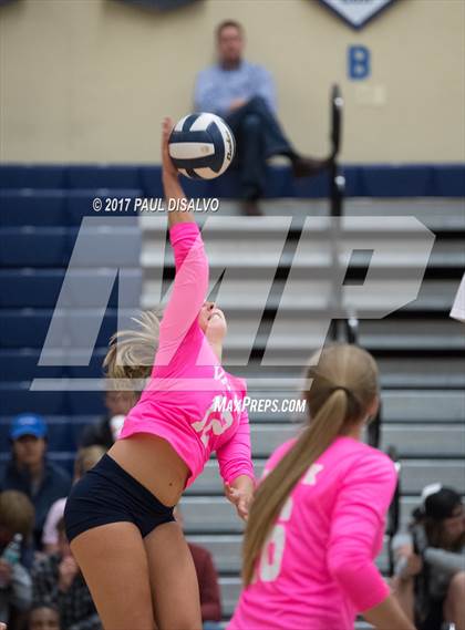 Thumbnail 3 in D'Evelyn @ Valor Christian photogallery.