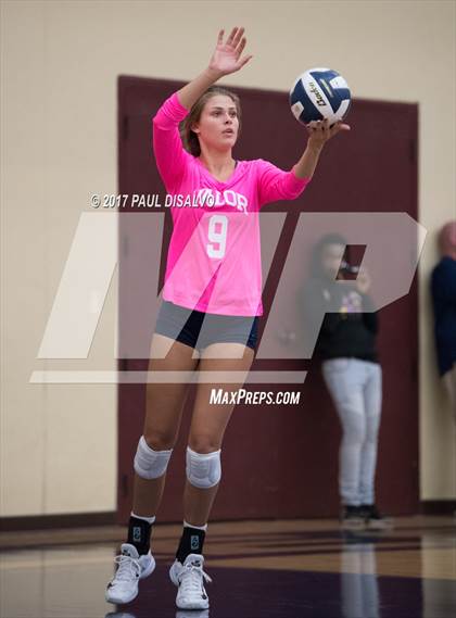 Thumbnail 1 in D'Evelyn @ Valor Christian photogallery.