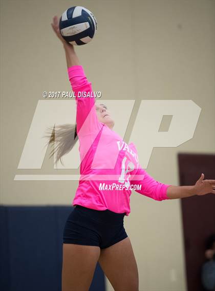 Thumbnail 1 in D'Evelyn @ Valor Christian photogallery.