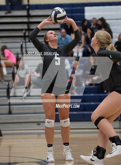 Thumbnail 1 in D'Evelyn @ Valor Christian photogallery.