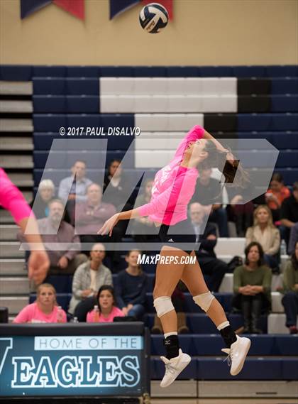 Thumbnail 2 in D'Evelyn @ Valor Christian photogallery.