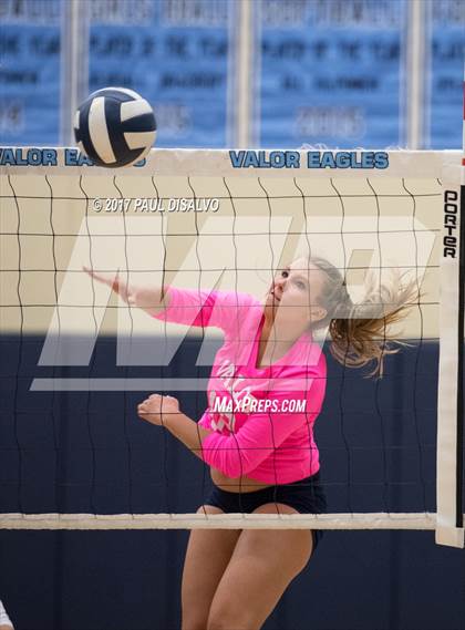 Thumbnail 1 in D'Evelyn @ Valor Christian photogallery.