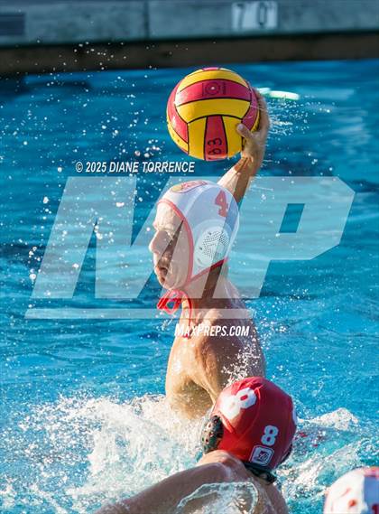 Thumbnail 3 in JV: Mater Dei vs Orange Lutheran photogallery.