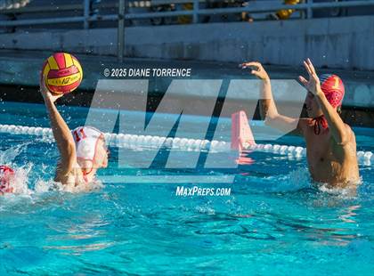 Thumbnail 2 in JV: Mater Dei vs Orange Lutheran photogallery.