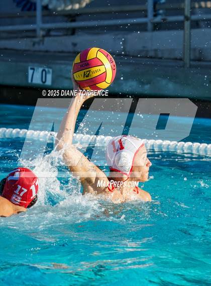 Thumbnail 1 in JV: Mater Dei vs Orange Lutheran photogallery.