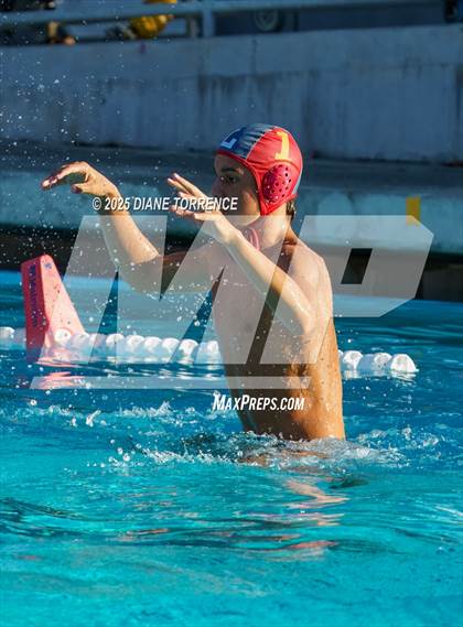 Thumbnail 3 in JV: Mater Dei vs Orange Lutheran photogallery.