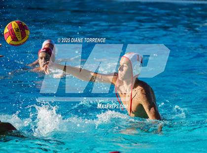 Thumbnail 2 in JV: Mater Dei vs Orange Lutheran photogallery.