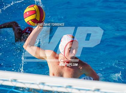 Thumbnail 1 in JV: Mater Dei vs Orange Lutheran photogallery.