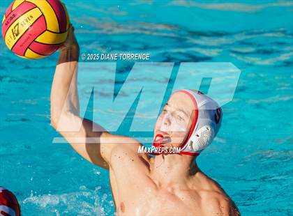 Thumbnail 2 in JV: Mater Dei vs Orange Lutheran photogallery.