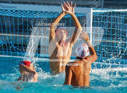 Thumbnail 3 in JV: Mater Dei vs Orange Lutheran photogallery.