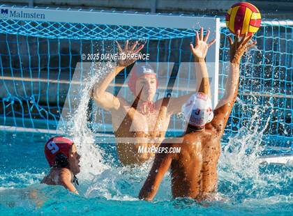 Thumbnail 2 in JV: Mater Dei vs Orange Lutheran photogallery.