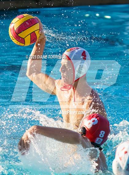 Thumbnail 1 in JV: Mater Dei vs Orange Lutheran photogallery.