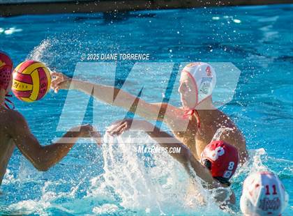 Thumbnail 2 in JV: Mater Dei vs Orange Lutheran photogallery.