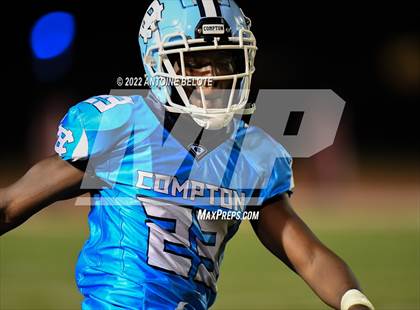 Thumbnail 1 in Compton @ Centennial photogallery.