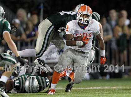 Thumbnail 3 in Bishop Gorman @ De La Salle photogallery.