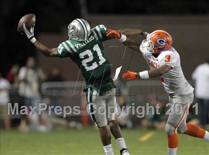 Thumbnail 2 in Bishop Gorman @ De La Salle photogallery.