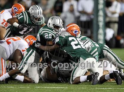 Thumbnail 3 in Bishop Gorman @ De La Salle photogallery.