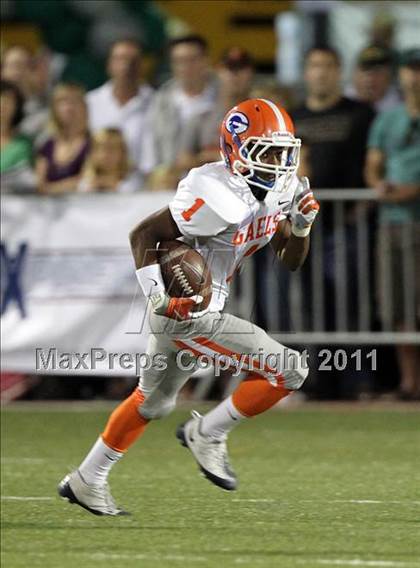 Thumbnail 1 in Bishop Gorman @ De La Salle photogallery.