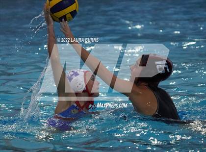 Thumbnail 2 in Sacred Heart Prep vs Sanger (Arroyo Grande Fall Classic) photogallery.