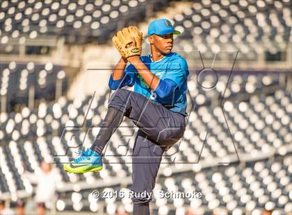 Thumbnail 3 in Perfect Game All American Classic (East vs. West) photogallery.