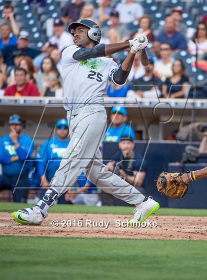 Thumbnail 2 in Perfect Game All American Classic (East vs. West) photogallery.