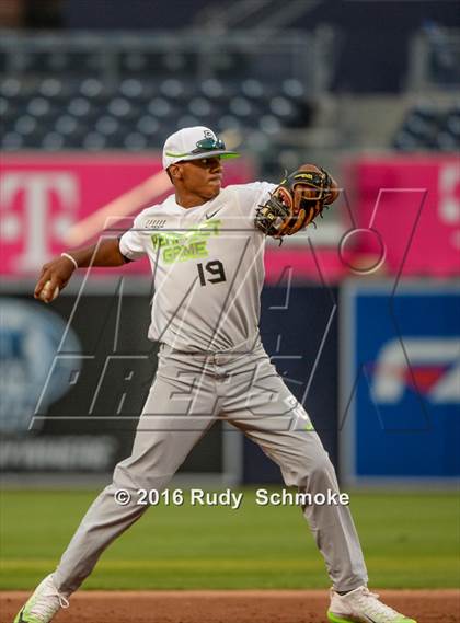 Thumbnail 2 in Perfect Game All American Classic (East vs. West) photogallery.